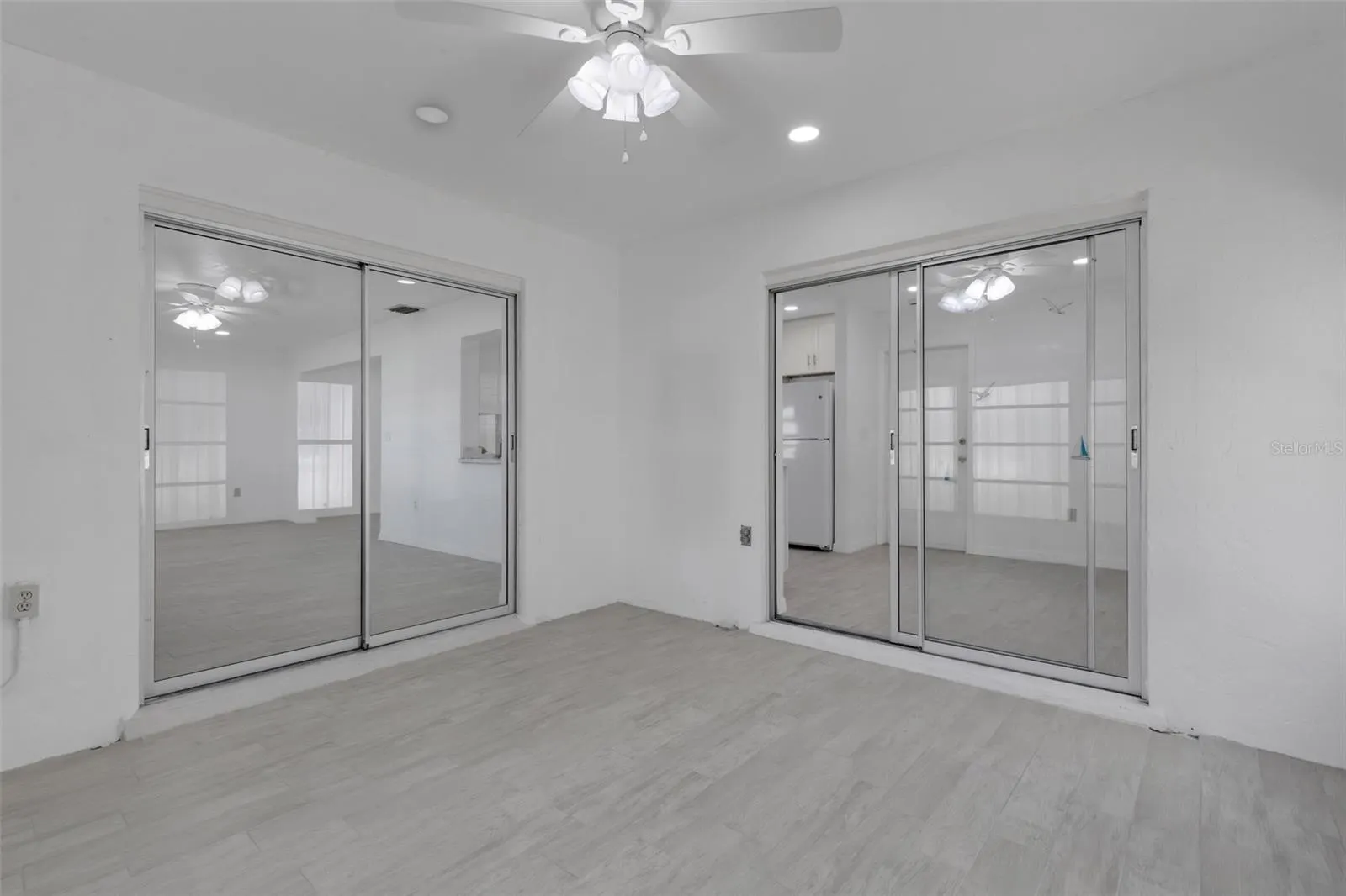 1311 BOTTLEBRUSH DR