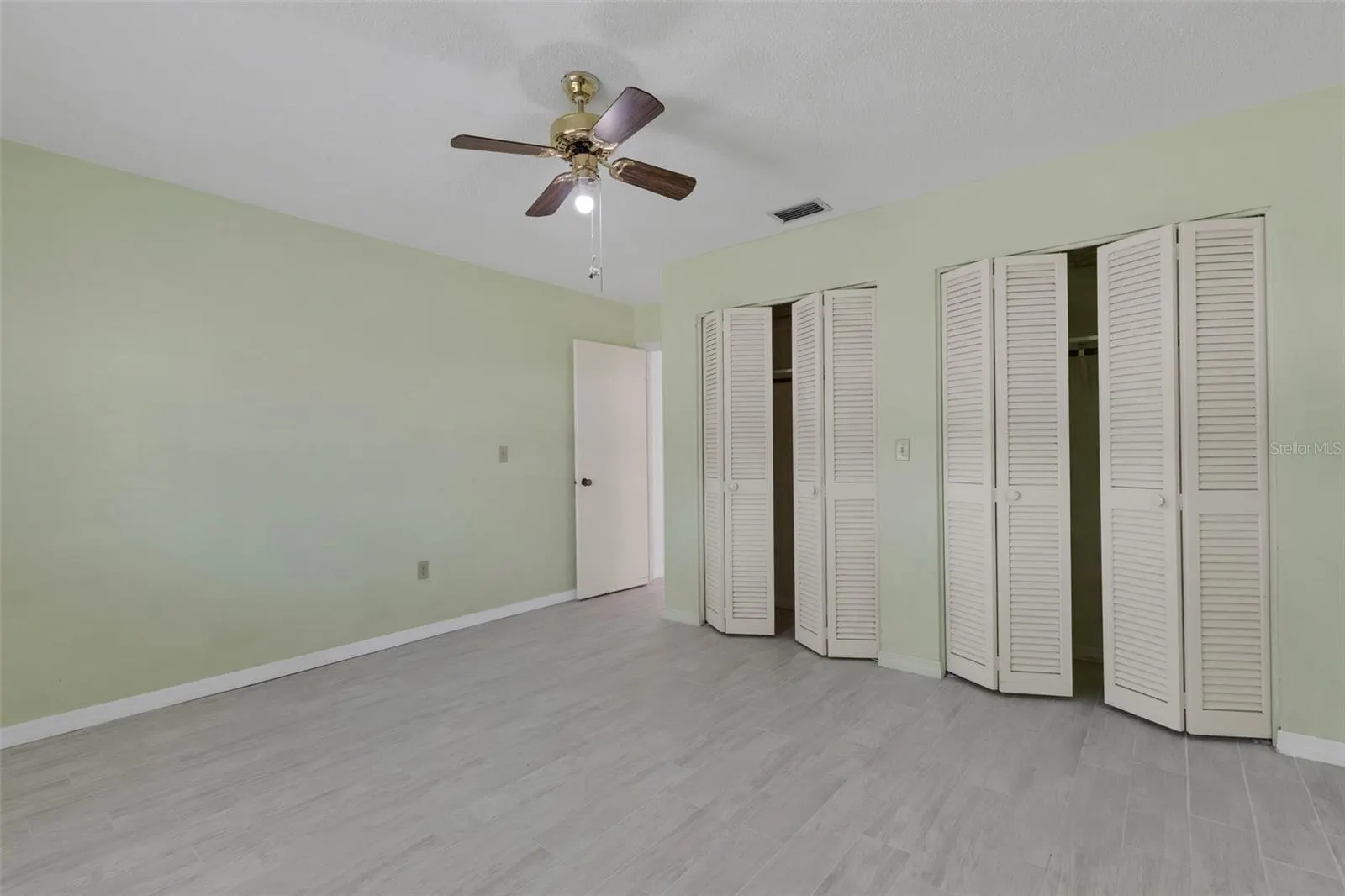 1311 BOTTLEBRUSH DR