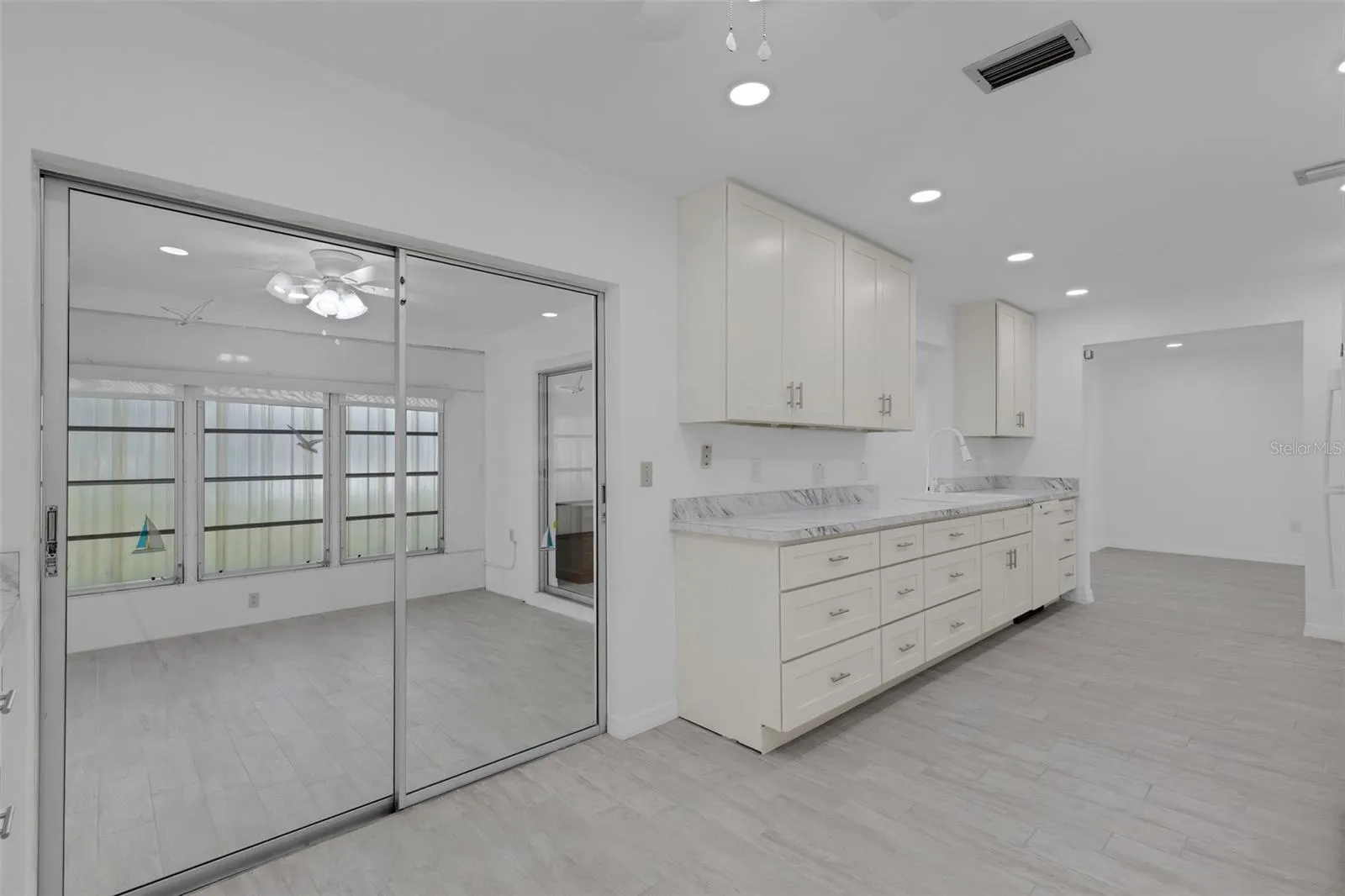 1311 BOTTLEBRUSH DR