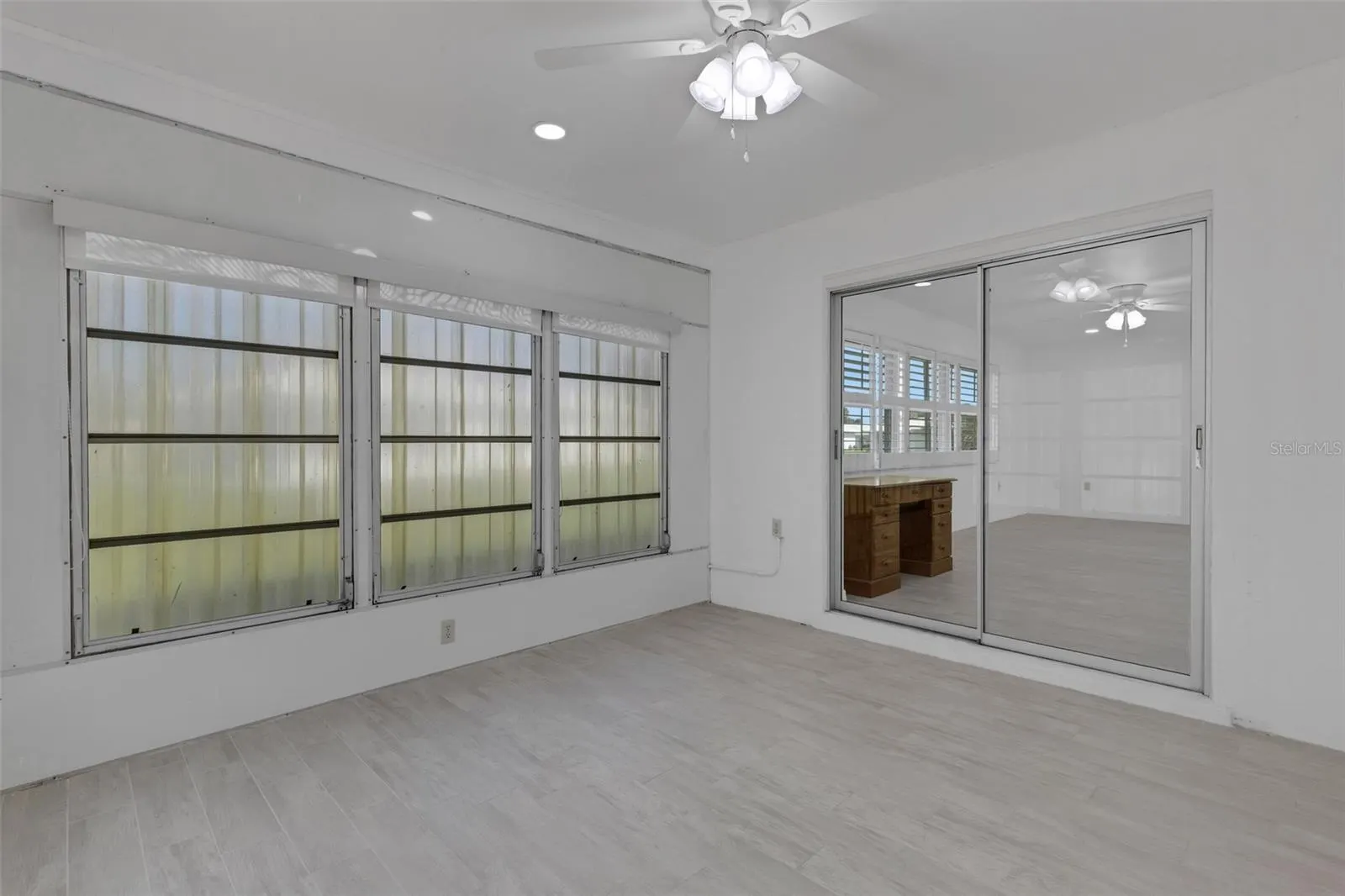 1311 BOTTLEBRUSH DR