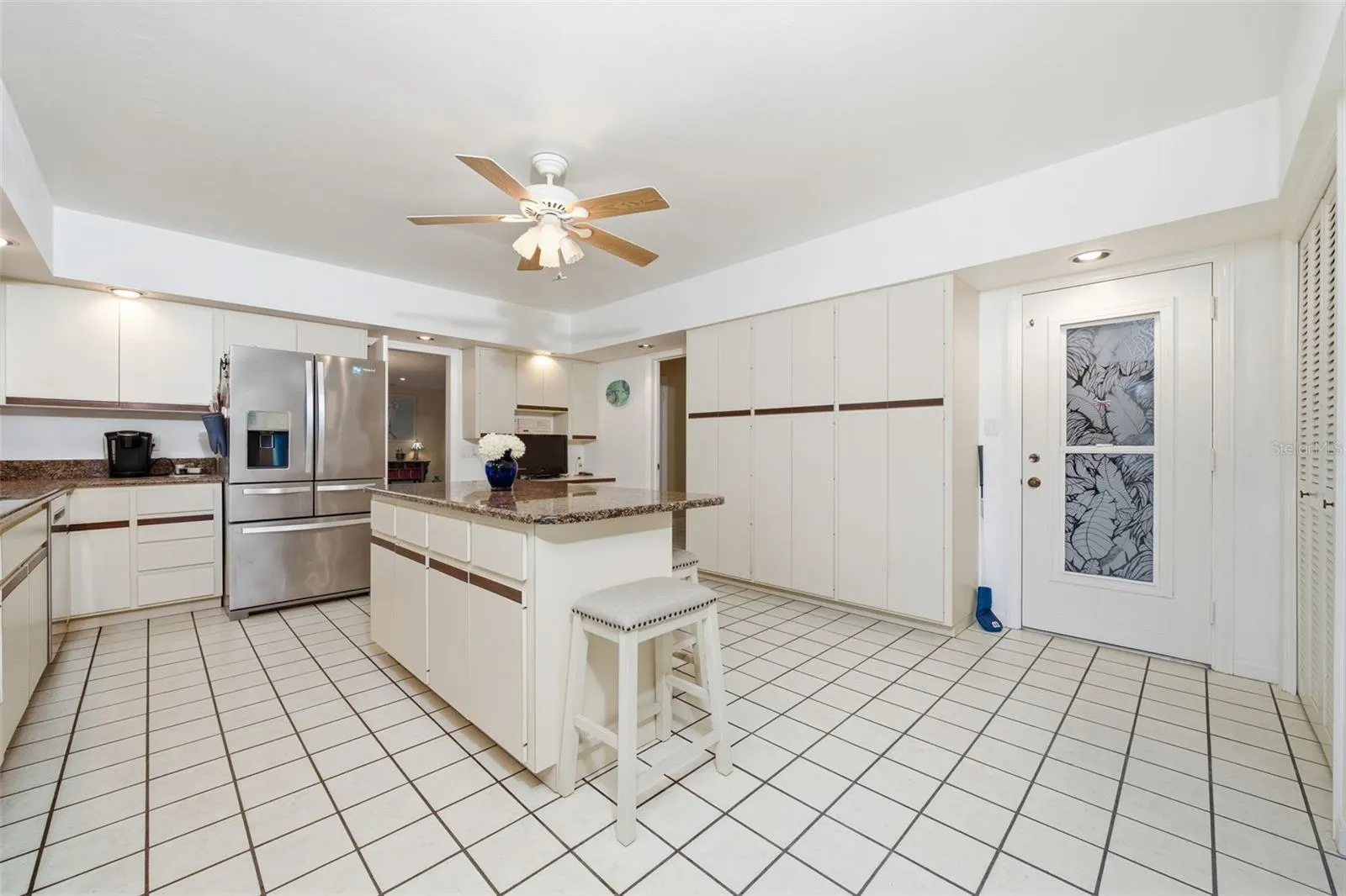 844 MAGELLAN DR