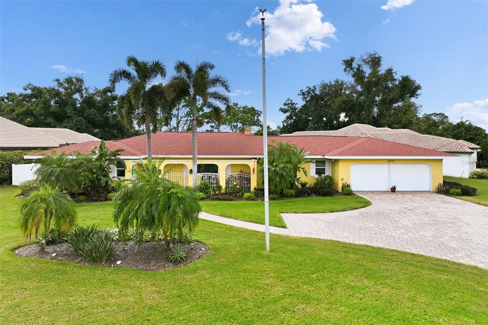 844 MAGELLAN DR
