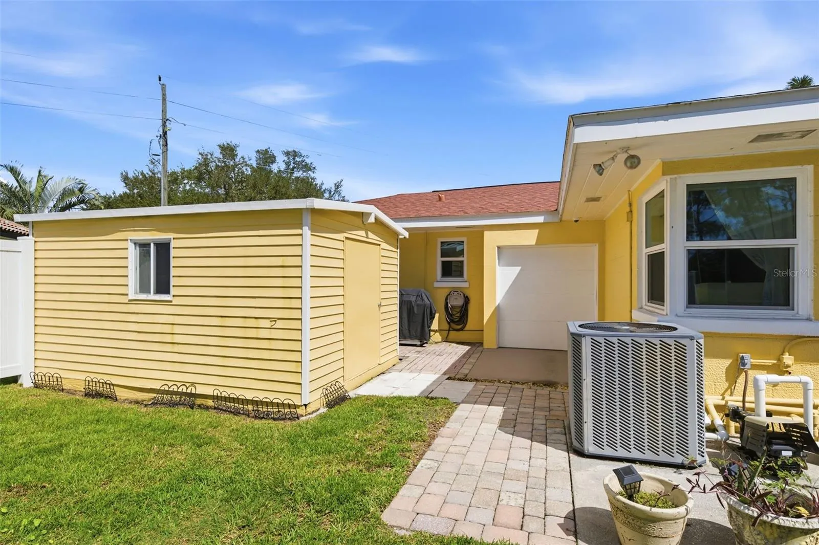 844 MAGELLAN DR