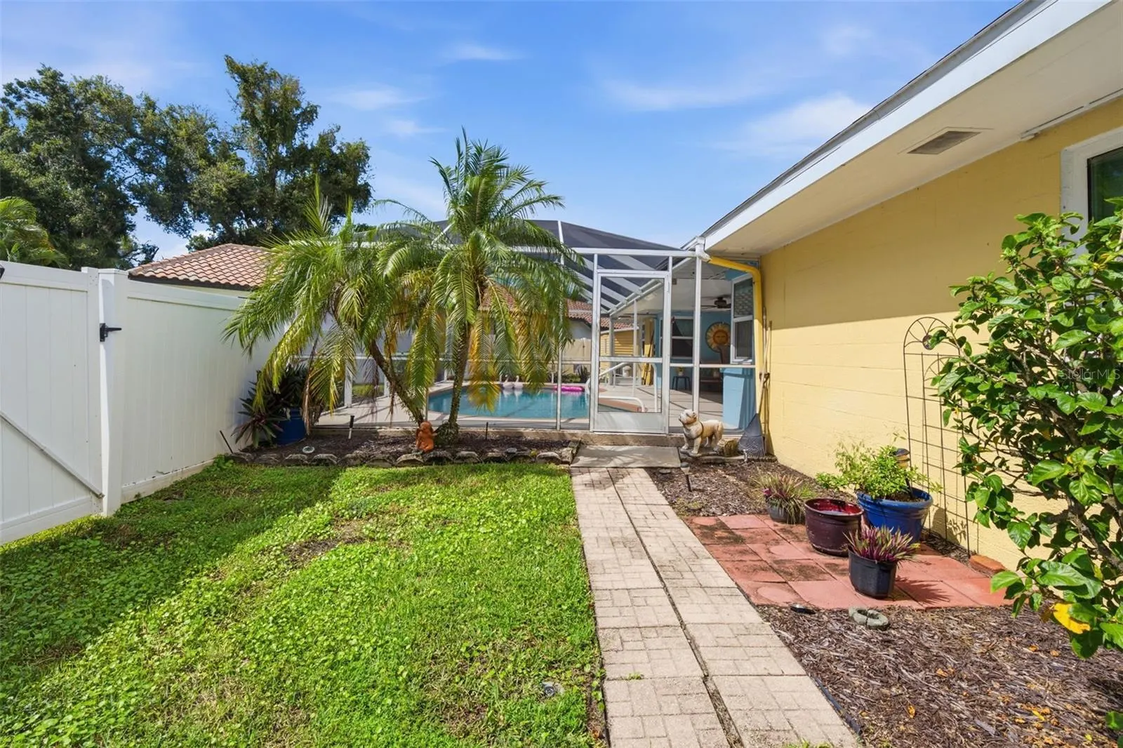 844 MAGELLAN DR