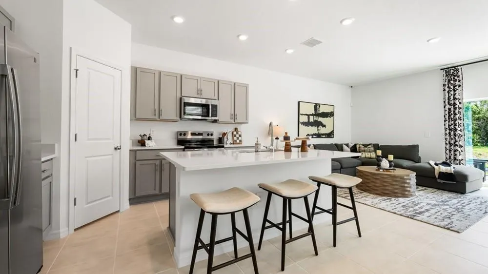 10805 ECLIPSE ST