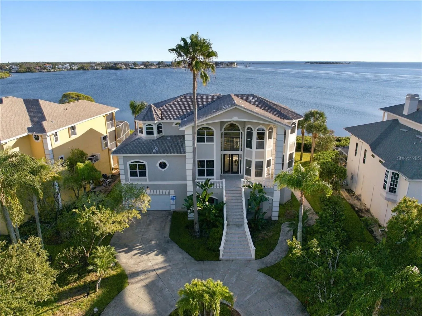 2041 HARBOUR WATCH CIR