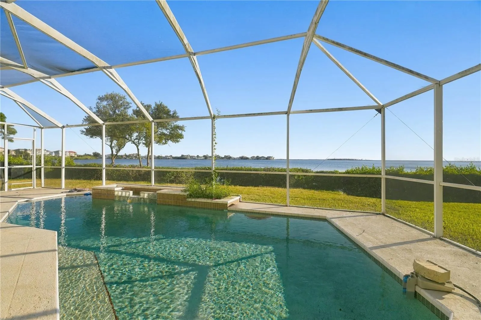 2041 HARBOUR WATCH CIR