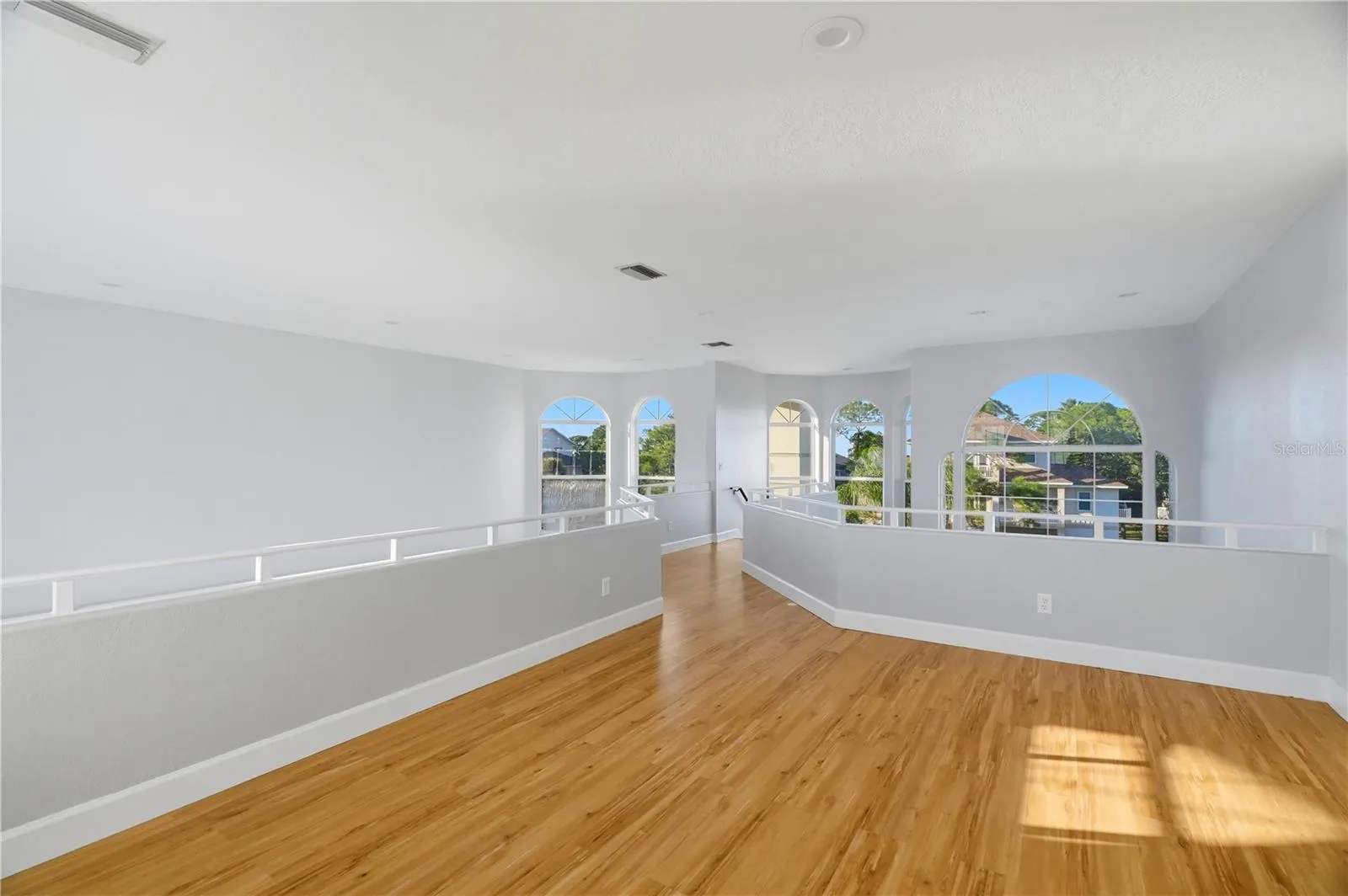 2041 HARBOUR WATCH CIR
