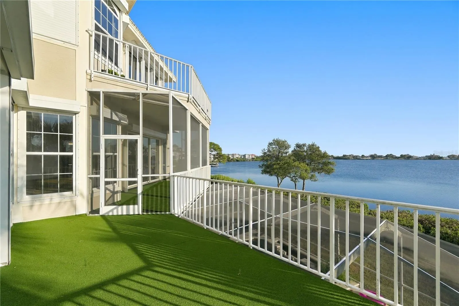 2041 HARBOUR WATCH CIR