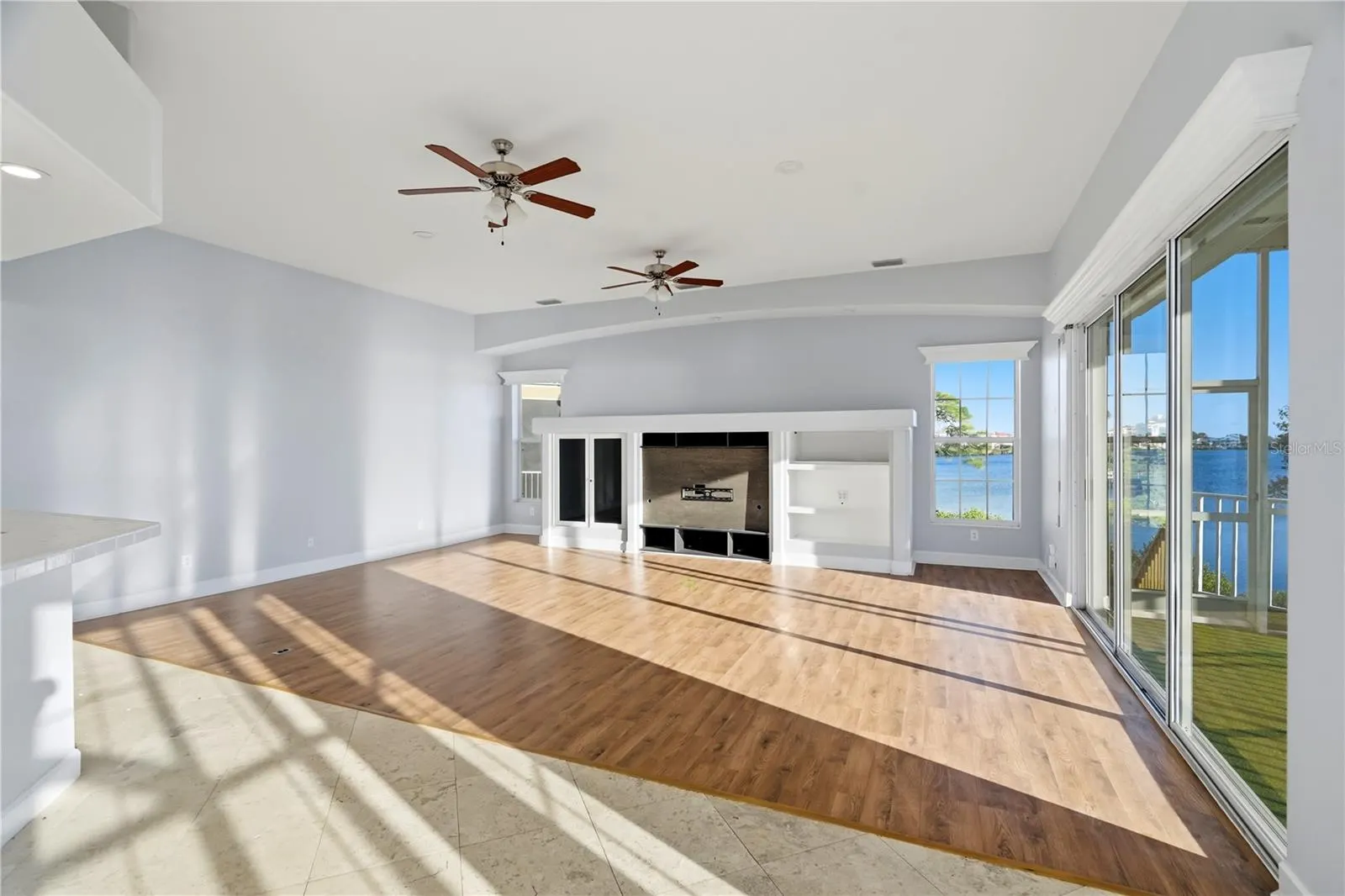 2041 HARBOUR WATCH CIR