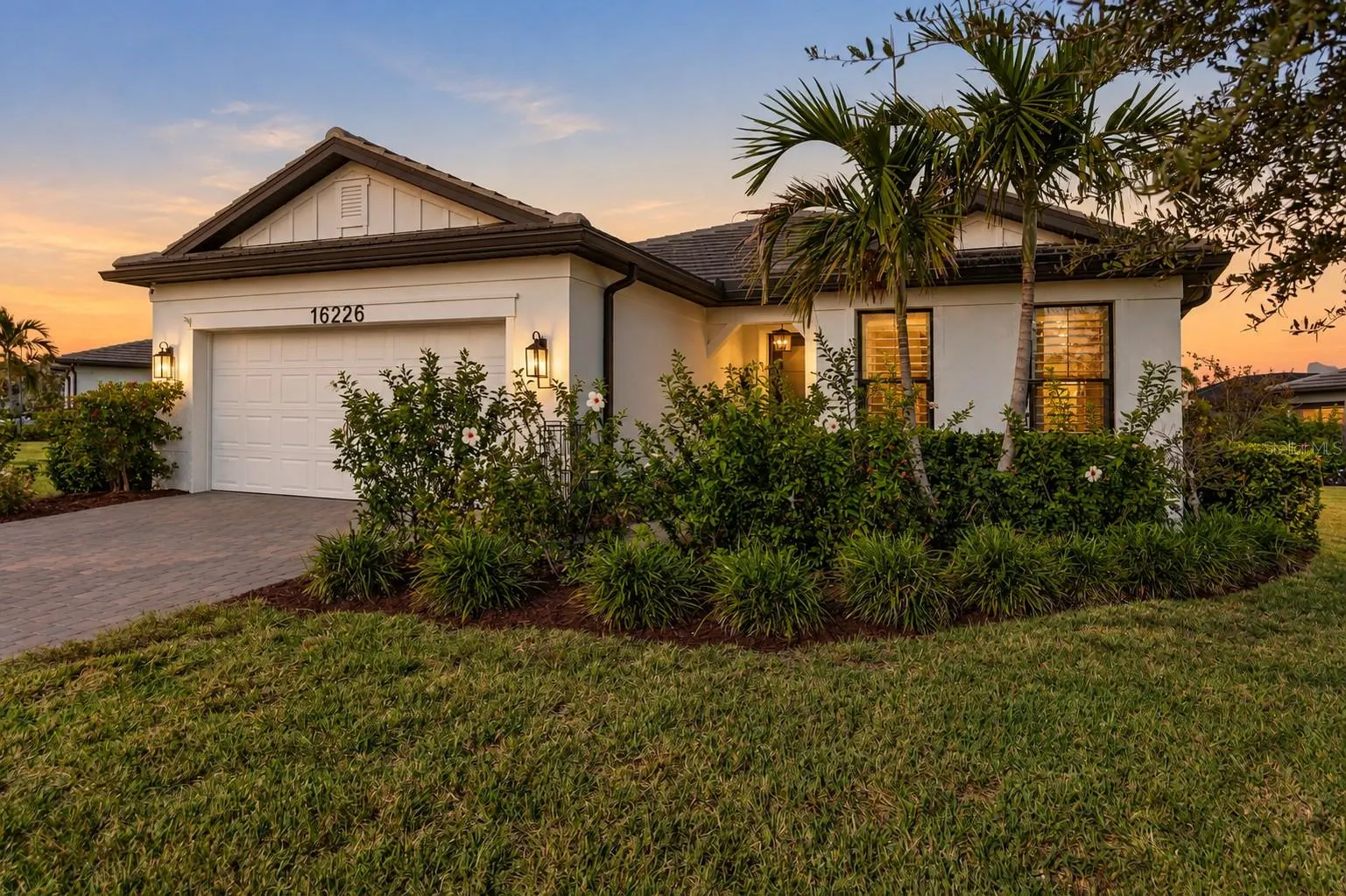 16226 HIDDEN OAK LOOP