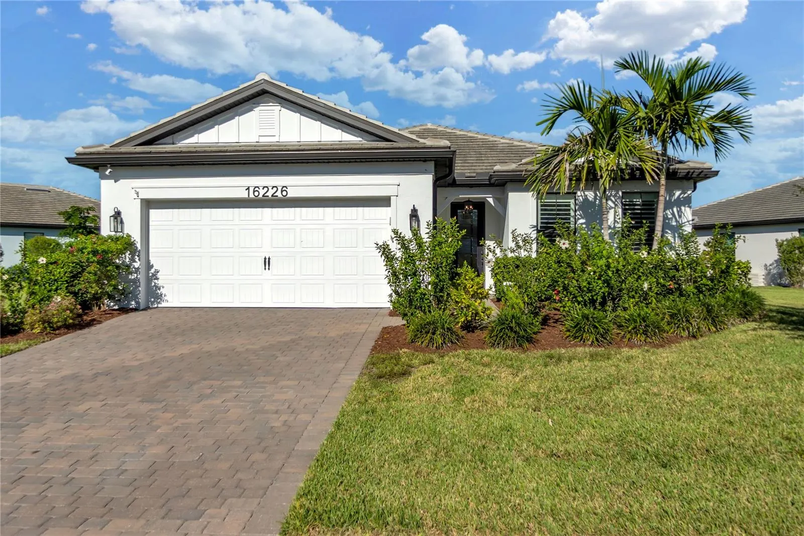 16226 HIDDEN OAK LOOP