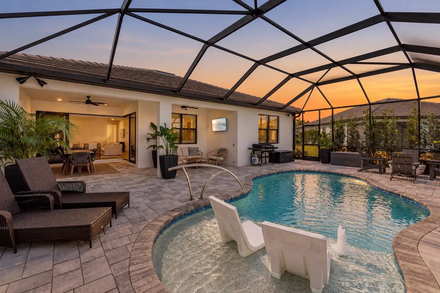 16226 HIDDEN OAK LOOP