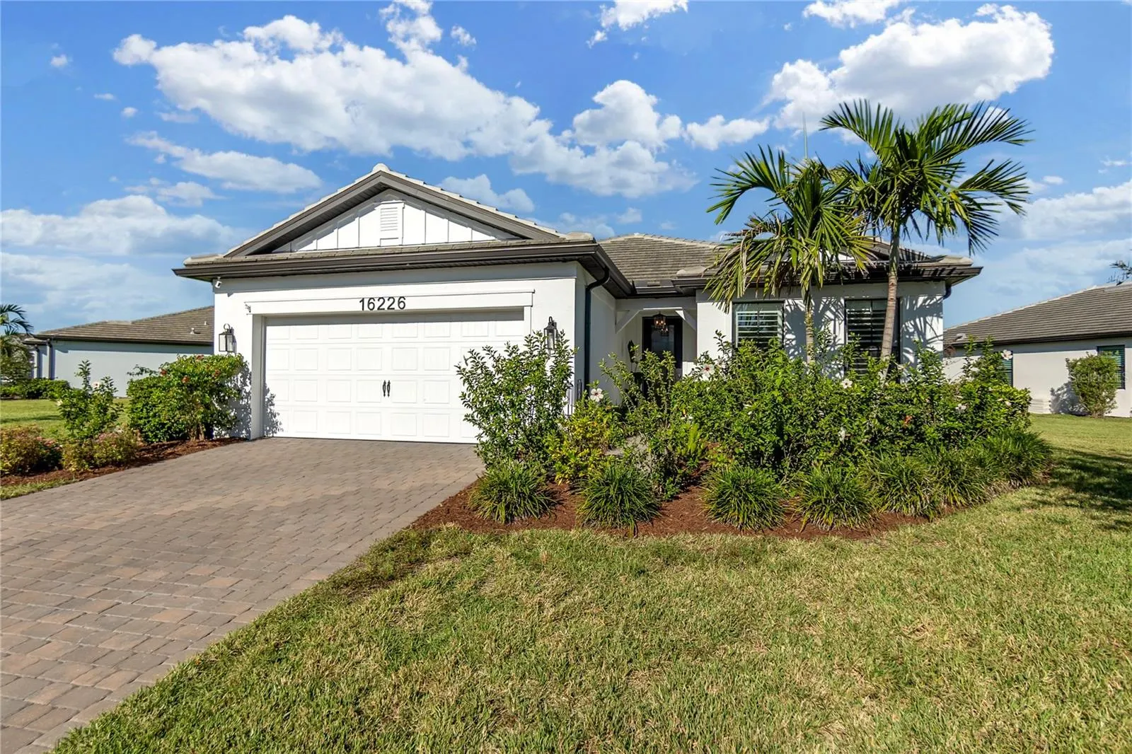 16226 HIDDEN OAK LOOP