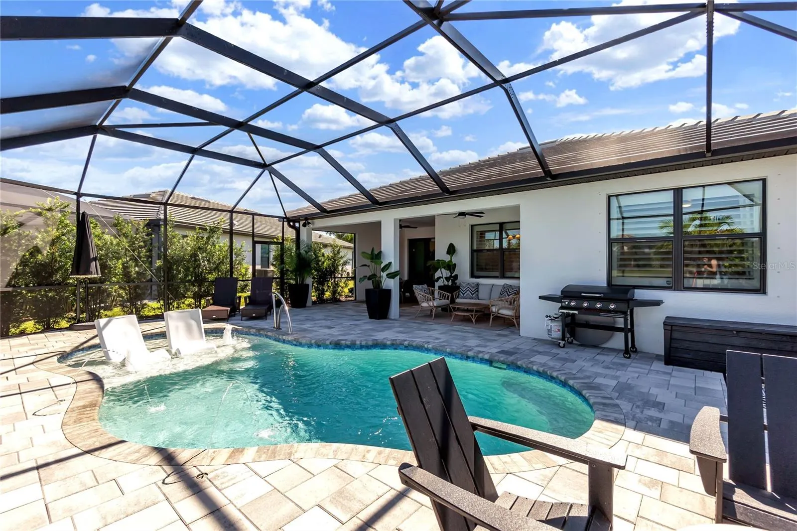 16226 HIDDEN OAK LOOP