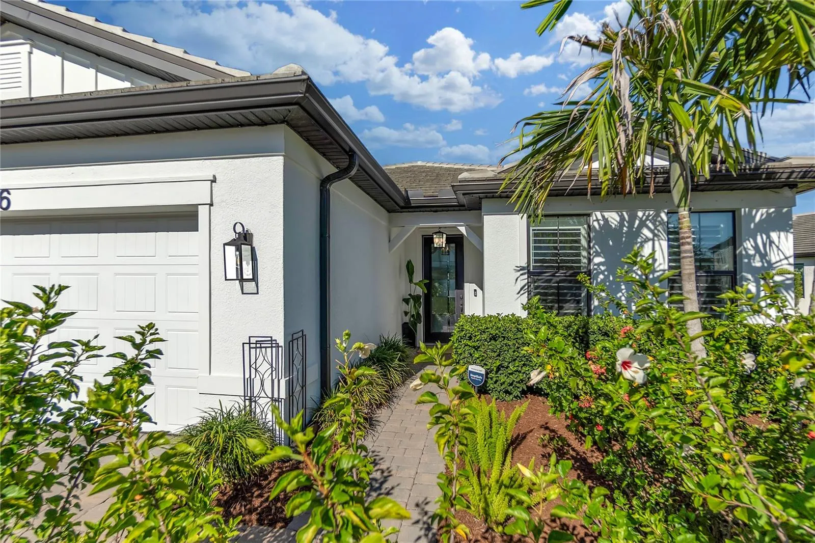 16226 HIDDEN OAK LOOP