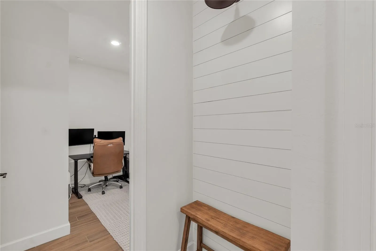 16226 HIDDEN OAK LOOP