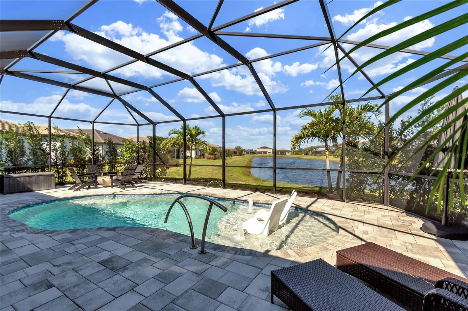 16226 HIDDEN OAK LOOP