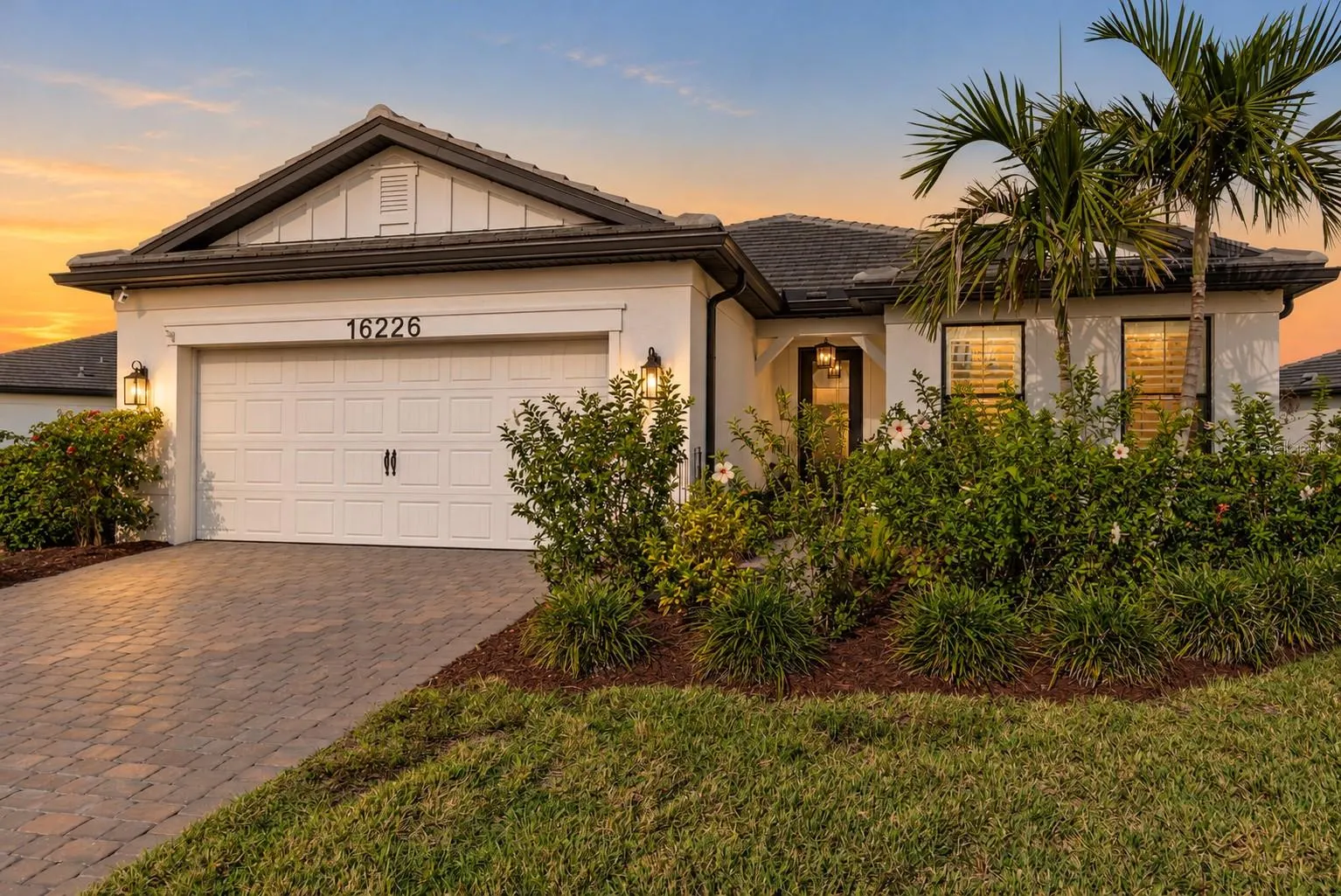16226 HIDDEN OAK LOOP