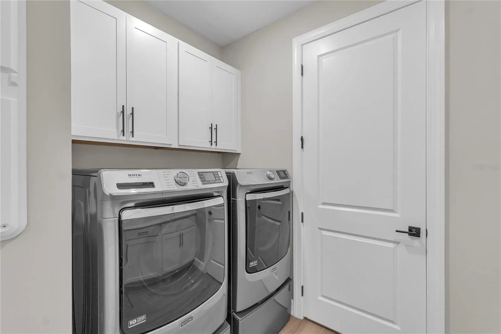 16226 HIDDEN OAK LOOP