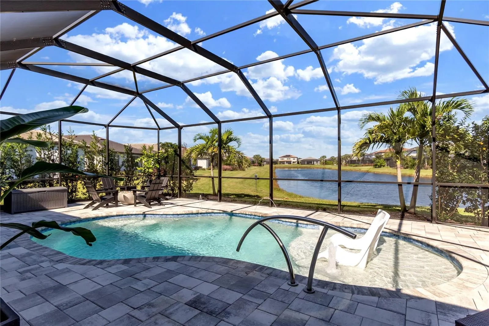 16226 HIDDEN OAK LOOP