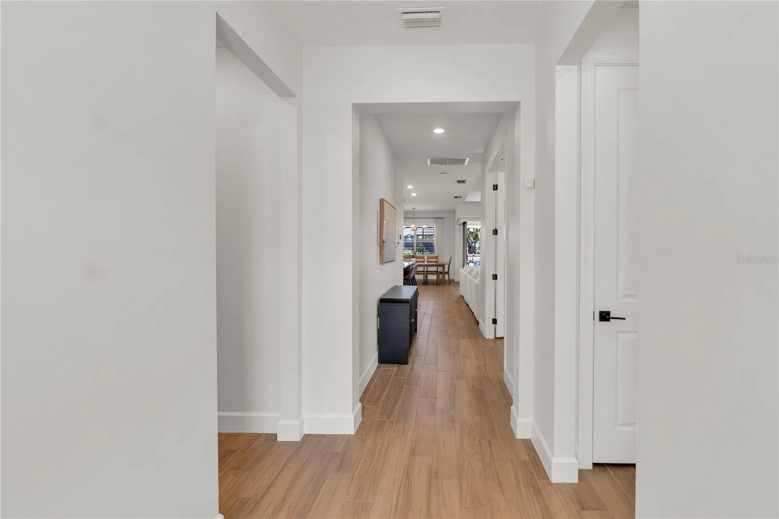 16226 HIDDEN OAK LOOP