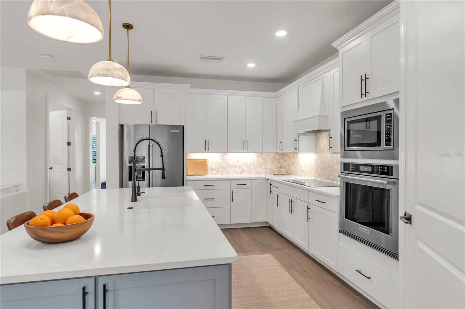 16226 HIDDEN OAK LOOP