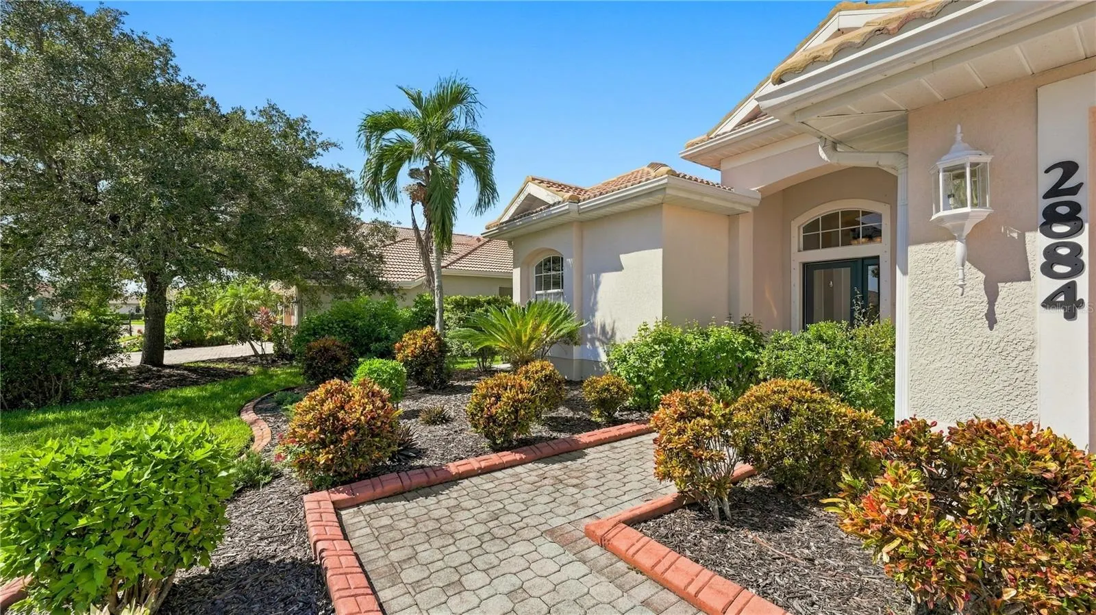2884 GRAZELAND DR