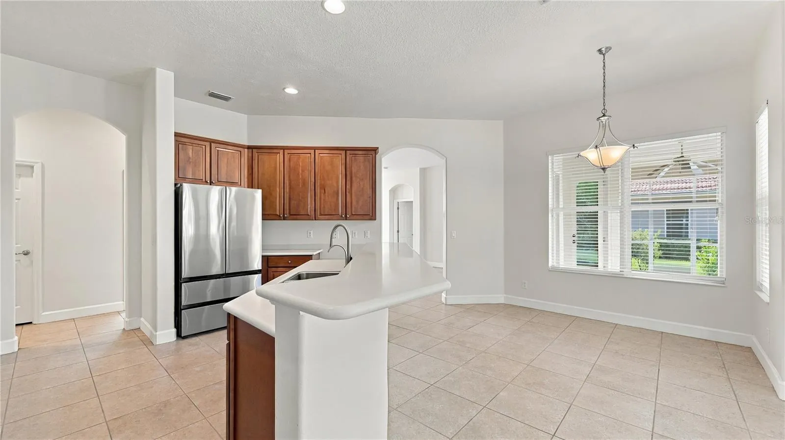 2884 GRAZELAND DR