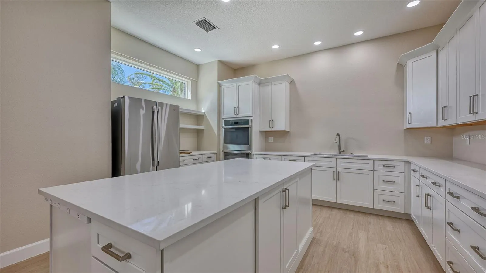 2884 GRAZELAND DR