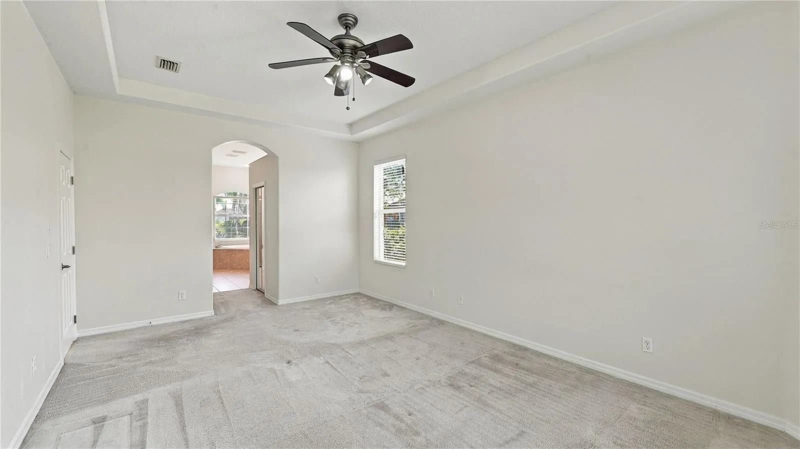 2884 GRAZELAND DR
