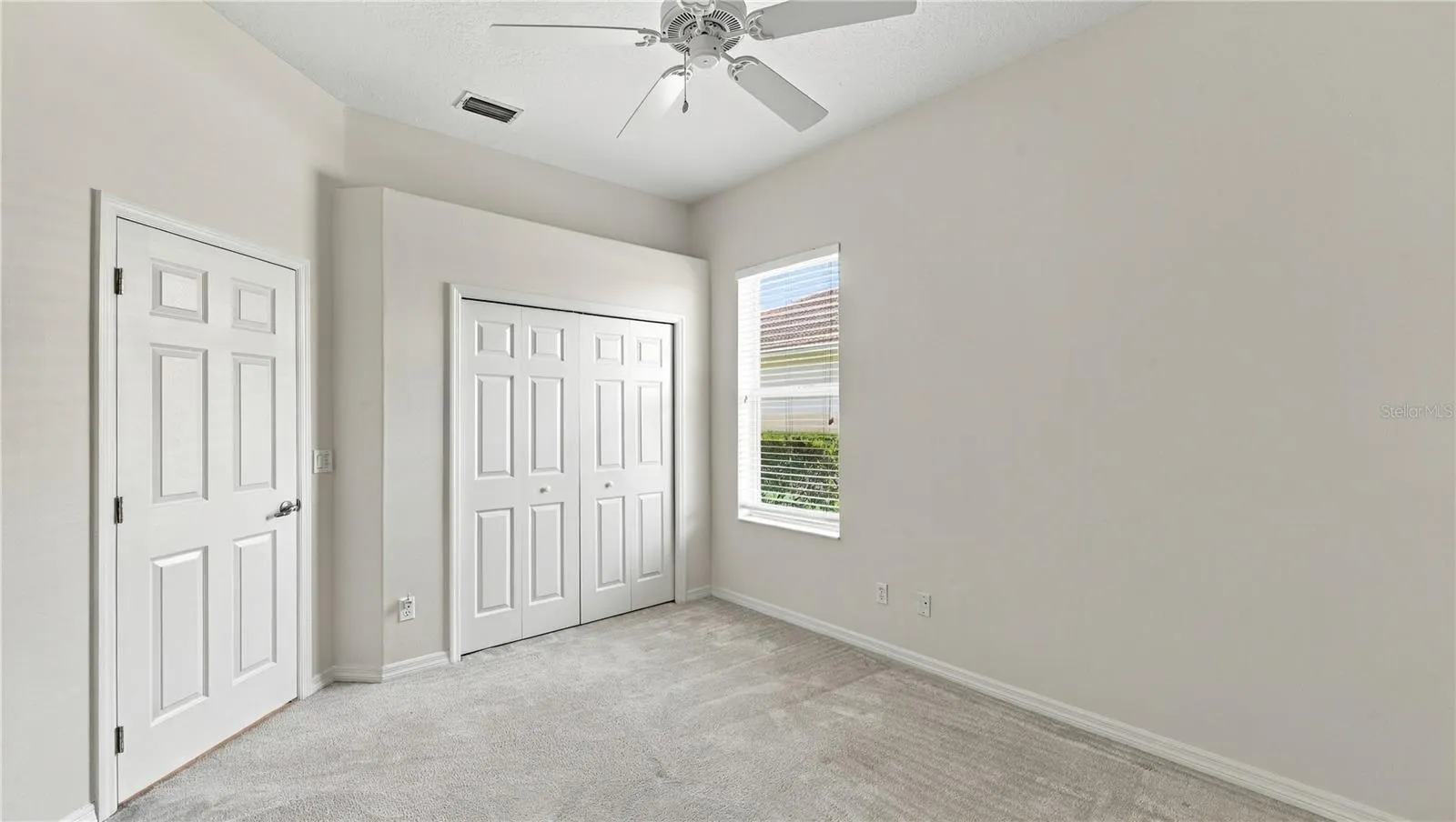 2884 GRAZELAND DR