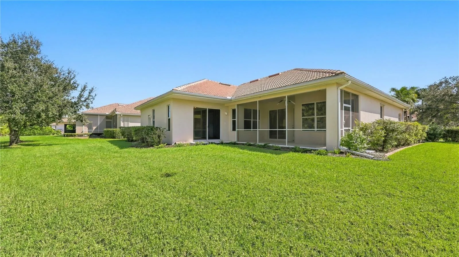 2884 GRAZELAND DR