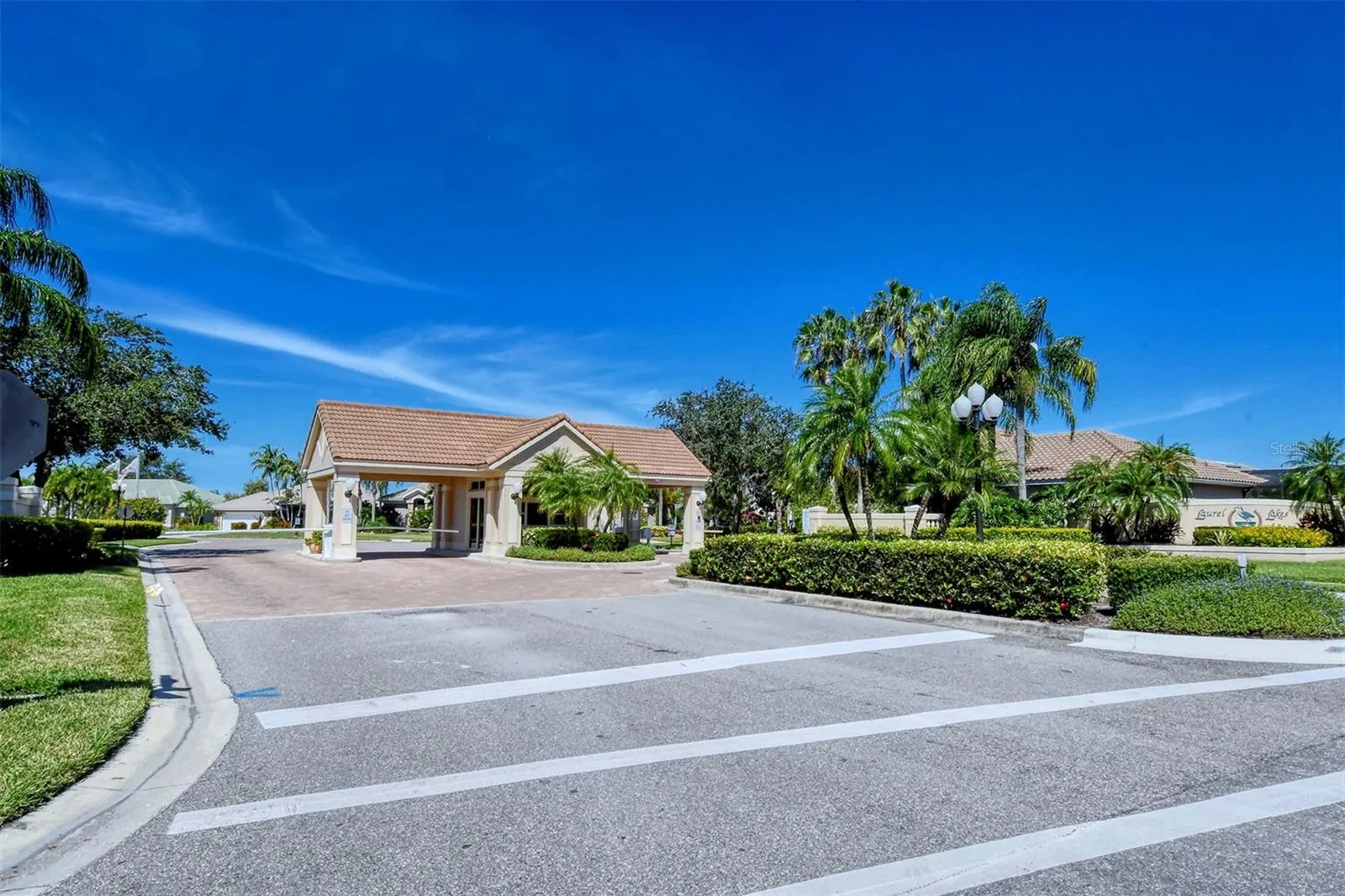 2884 GRAZELAND DR