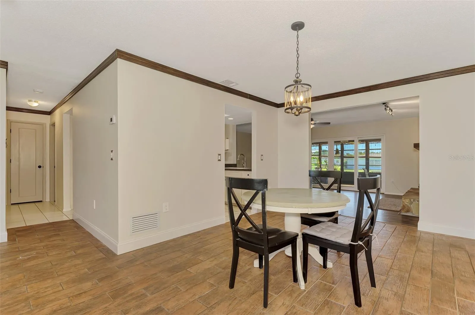 432 EDGEWOOD RD