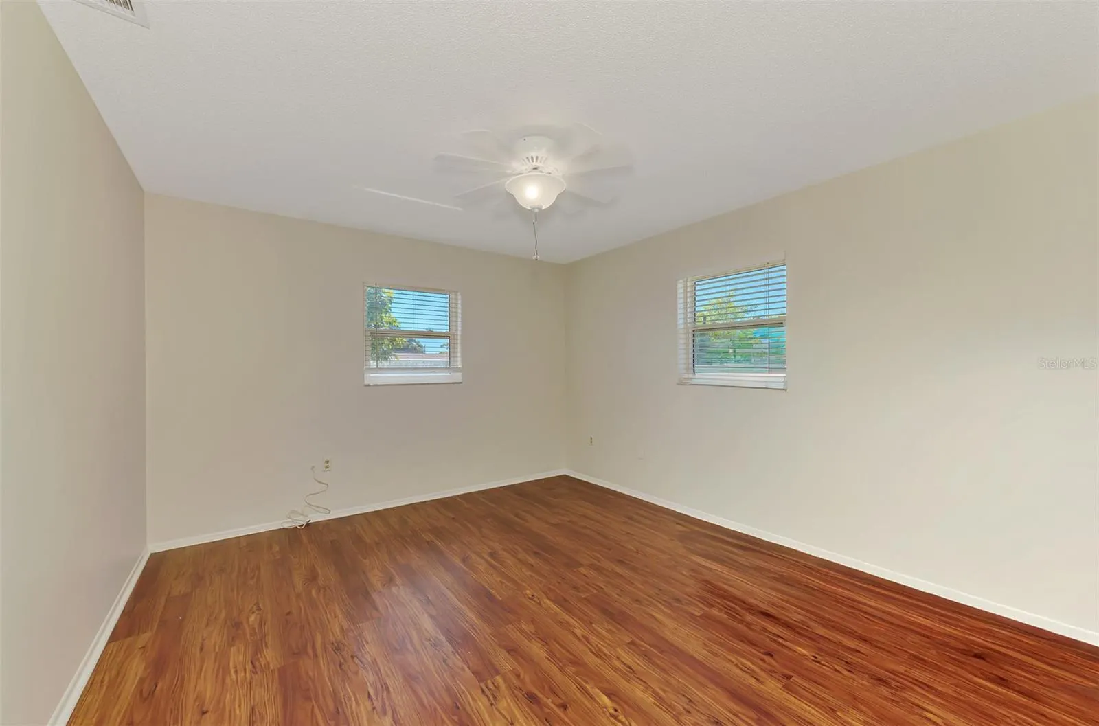 432 EDGEWOOD RD