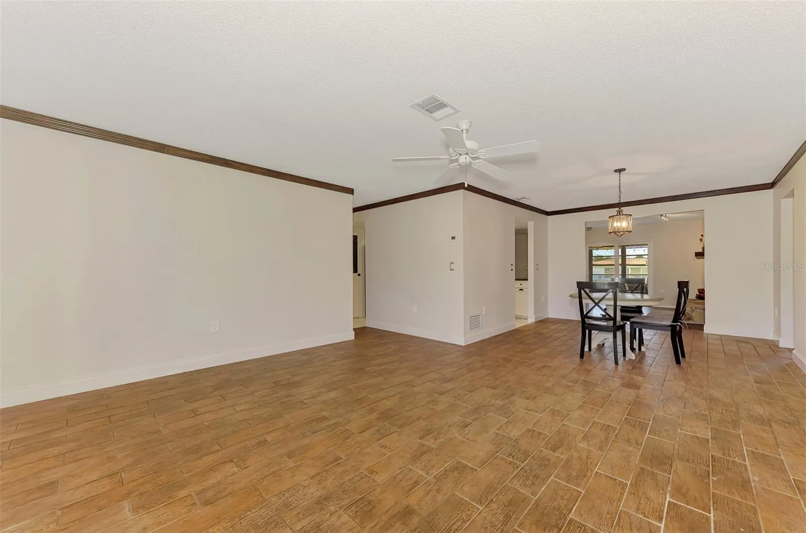 432 EDGEWOOD RD