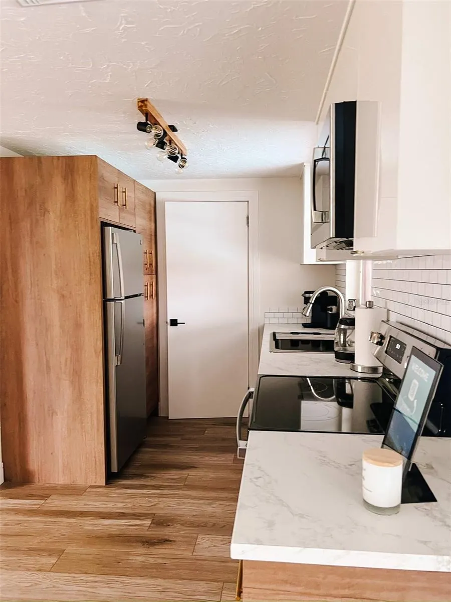 219 CORAL RD