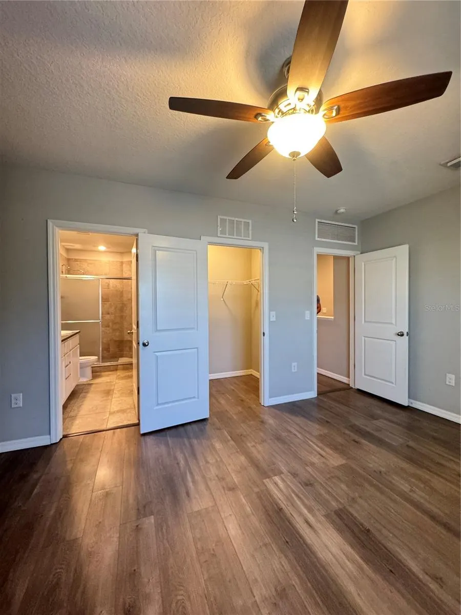 6516 SERENITY FALL LN