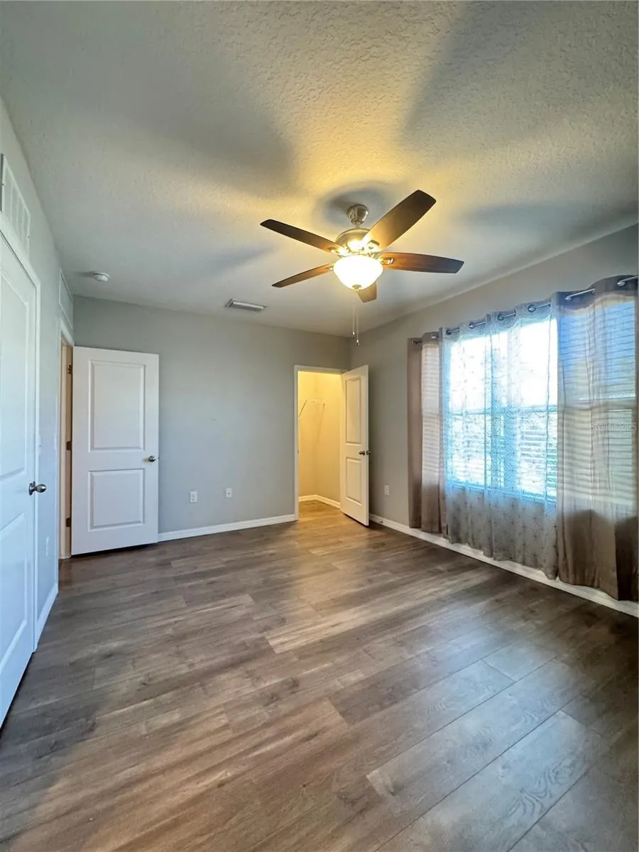 6516 SERENITY FALL LN