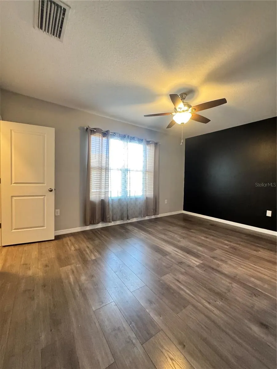 6516 SERENITY FALL LN