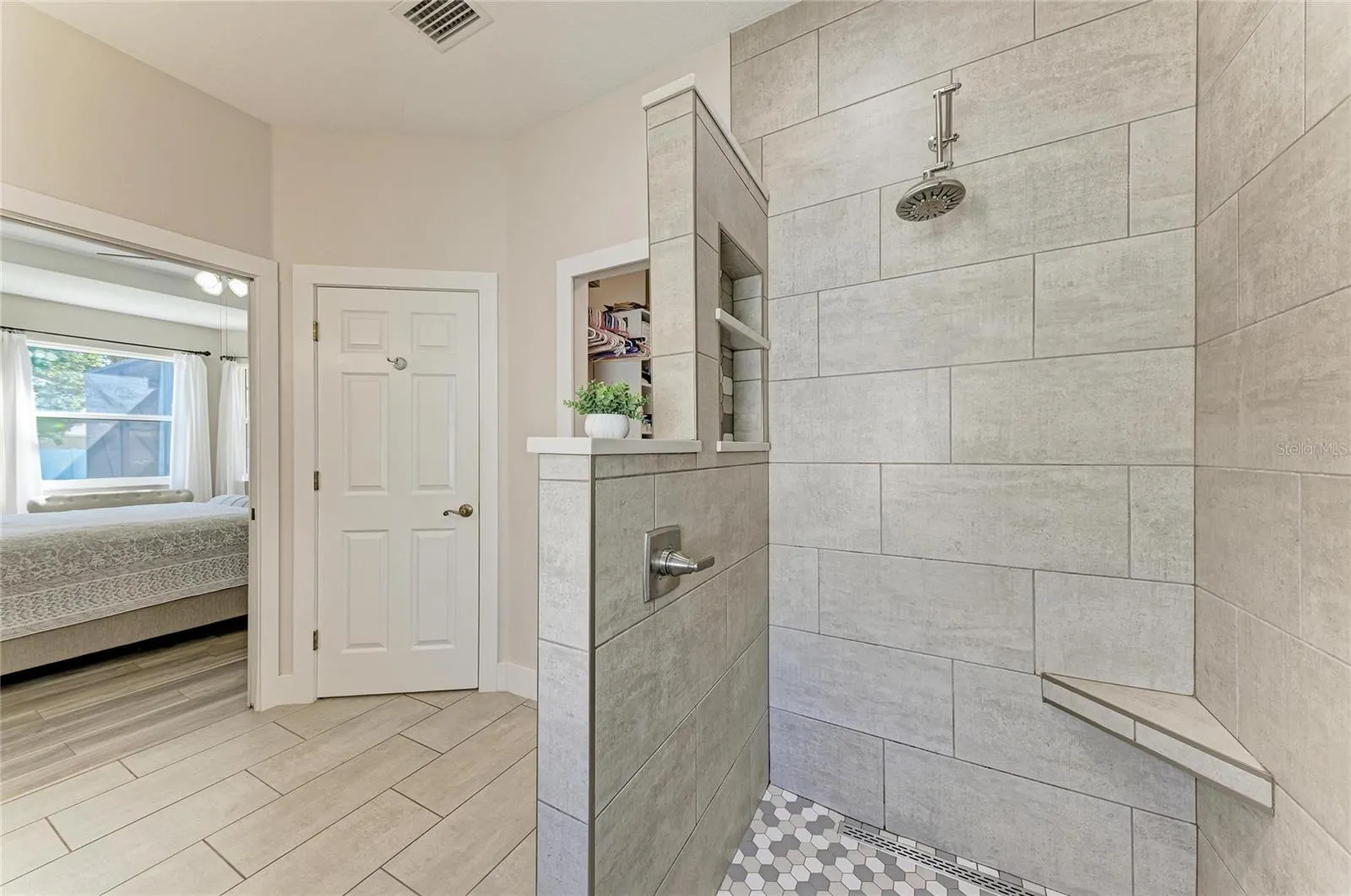 3007 123RD CT E