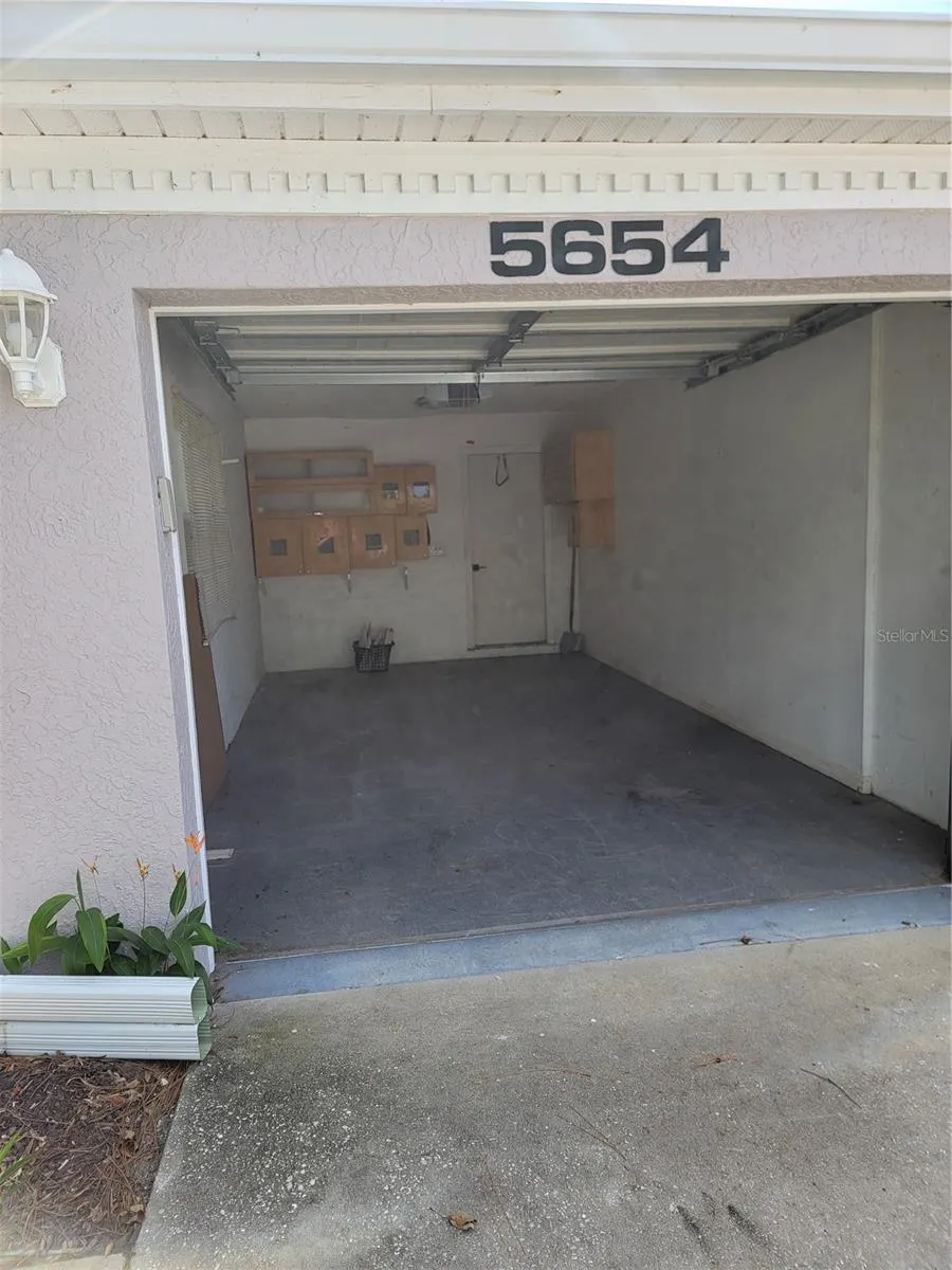 5654 SHEFFIELD GREENE CIR #28 #28