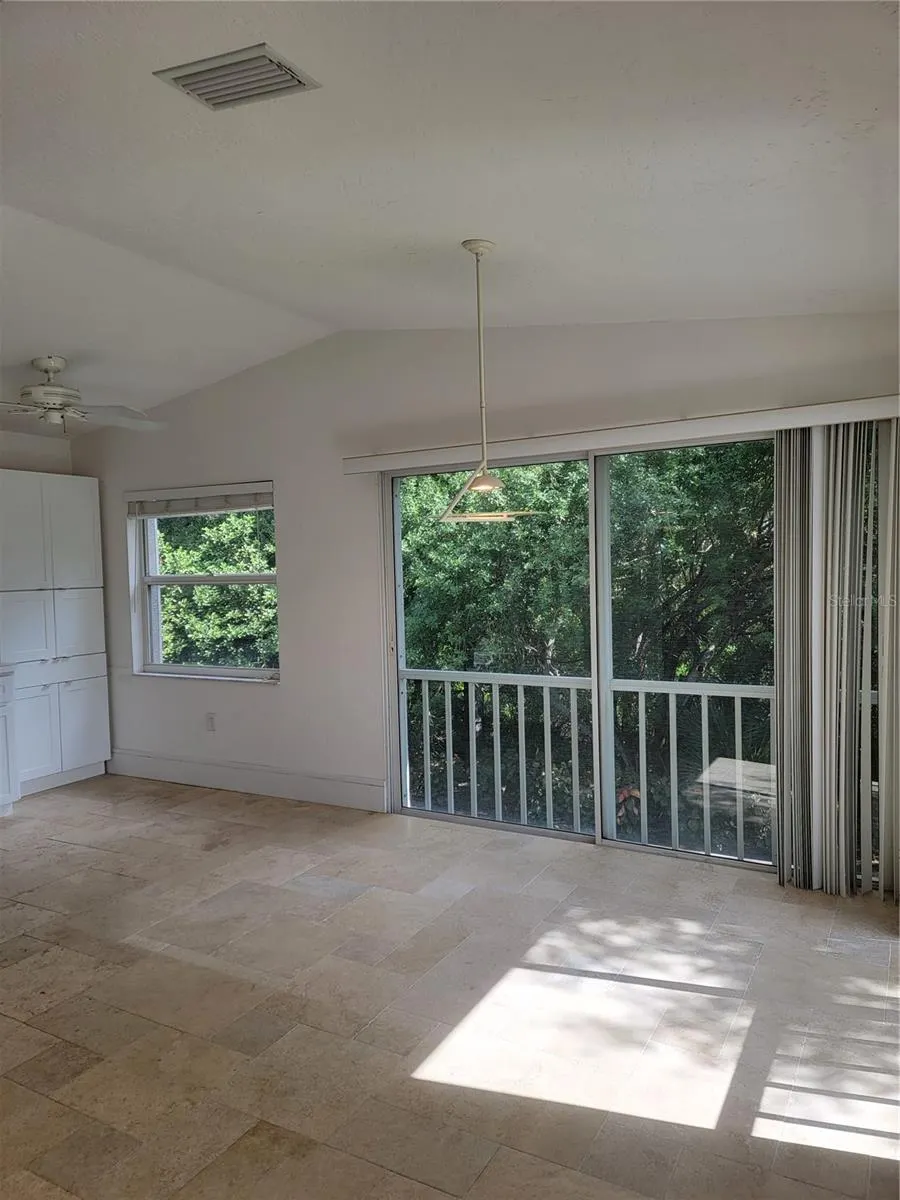 5654 SHEFFIELD GREENE CIR #28 #28