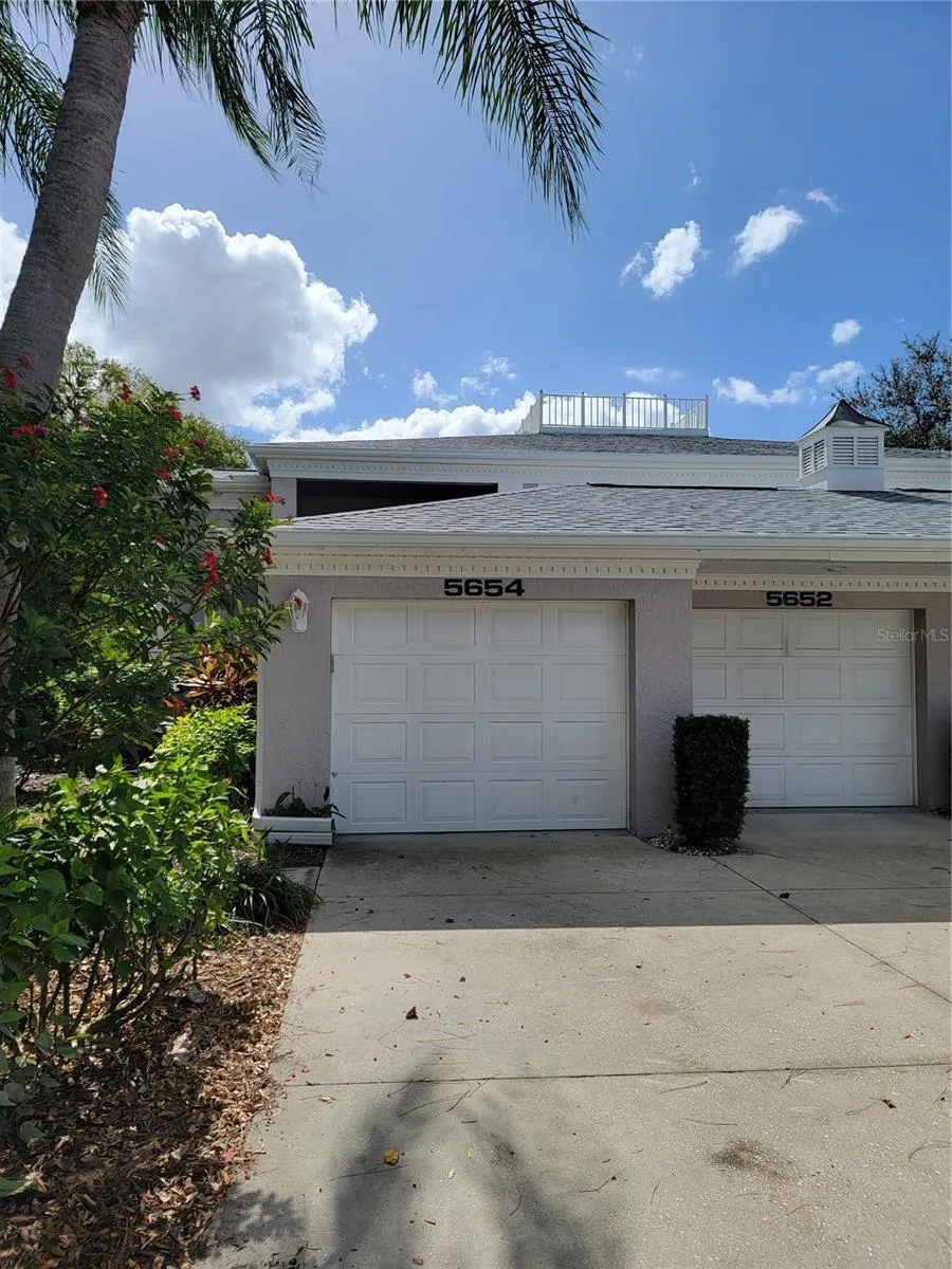 5654 SHEFFIELD GREENE CIR #28 #28