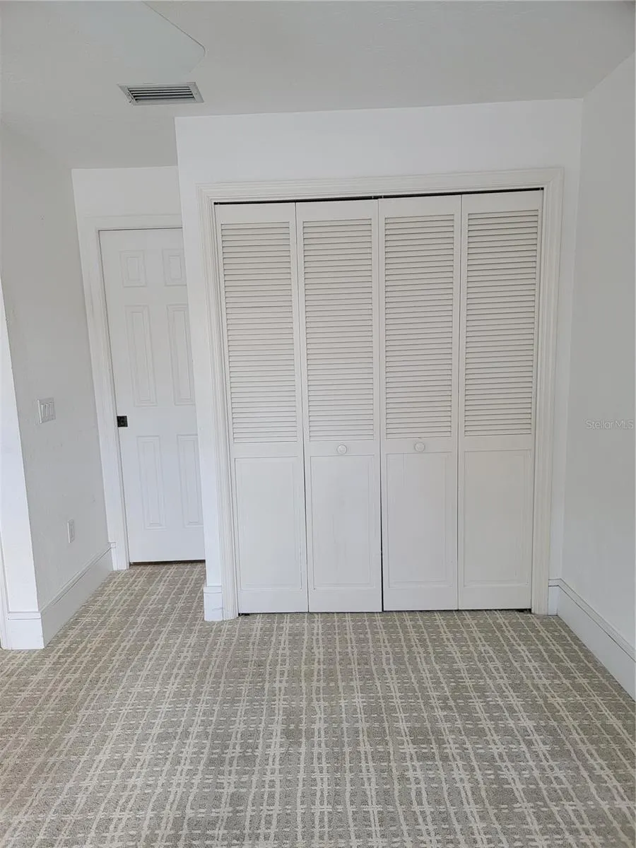5654 SHEFFIELD GREENE CIR #28 #28