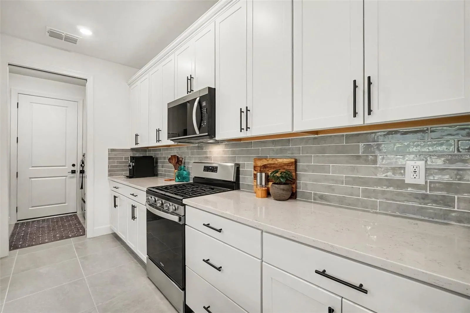 10470 ABACO FALLS DR