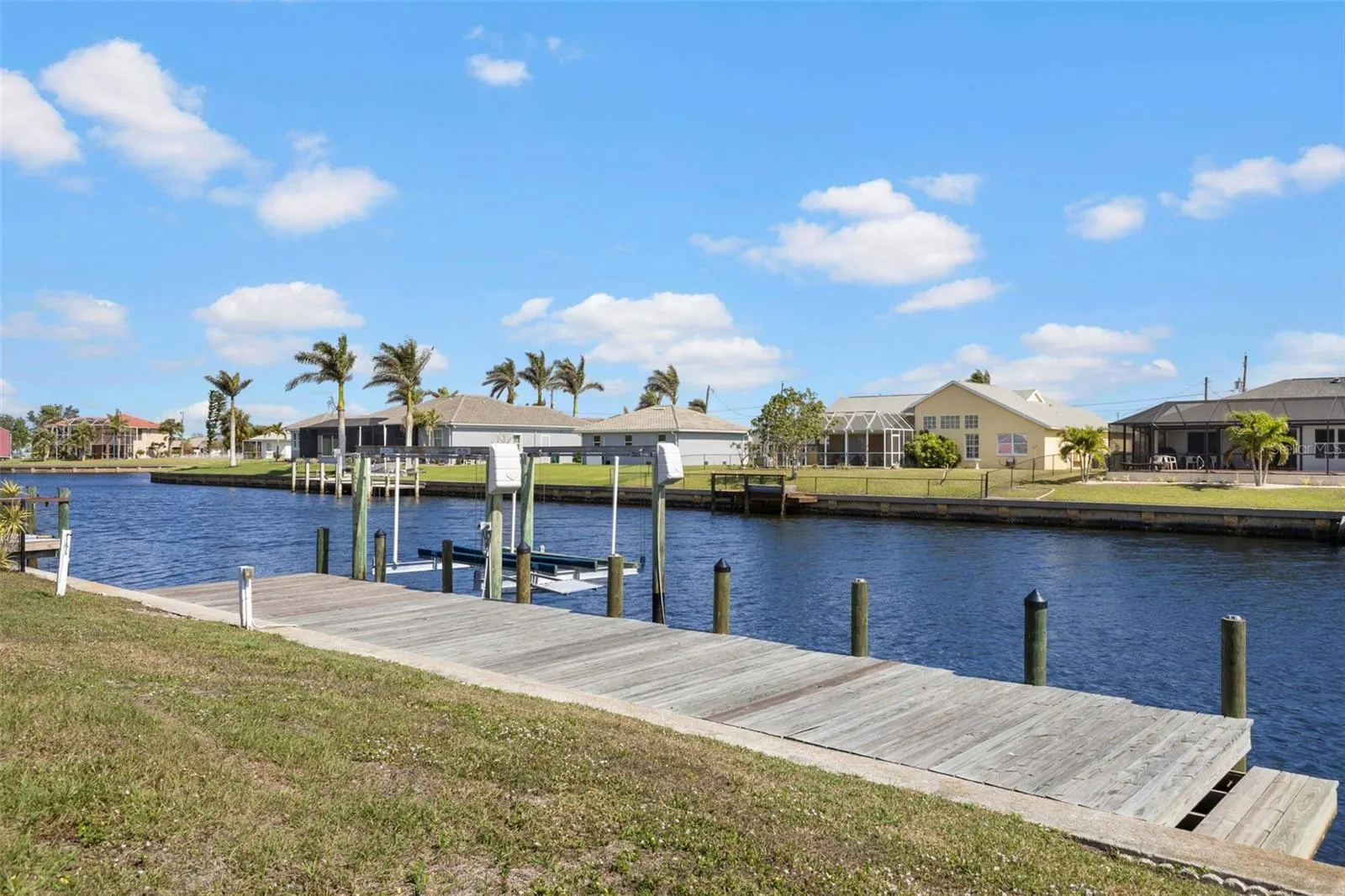 4196 EASTLAKE CT