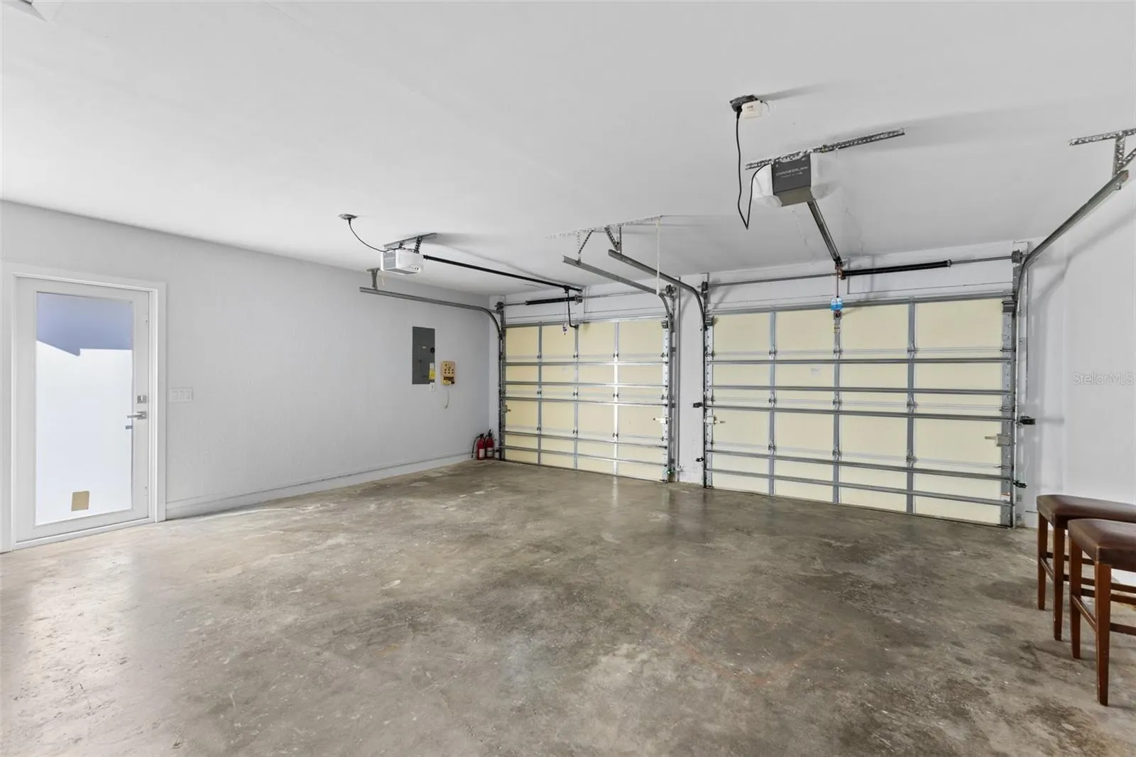 4196 EASTLAKE CT