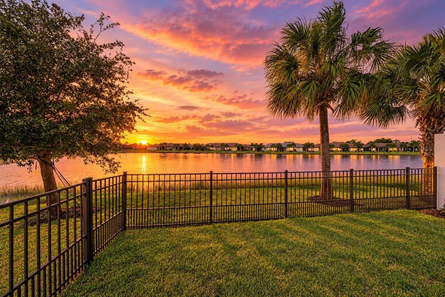 7022 HOLBROOK COVE